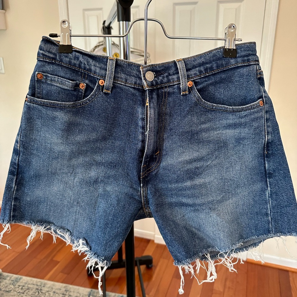 Levi’s cut off shorts